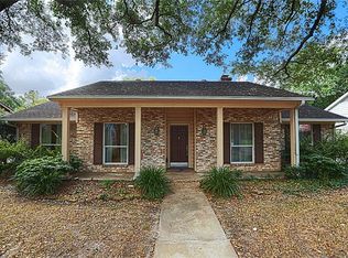 12519 Shepherds Ridge Dr, Houston, TX 77077