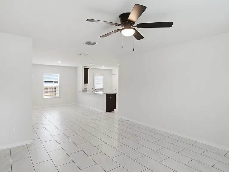 11848 Davalos Ln — Photo 17