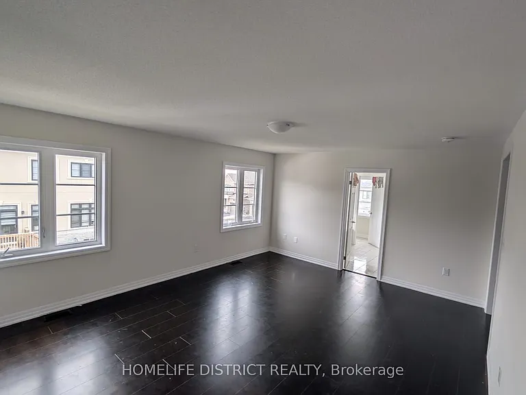 160 Belmont Dr — Photo 1