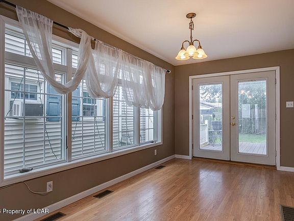 4th image of 17 Cotton Ave