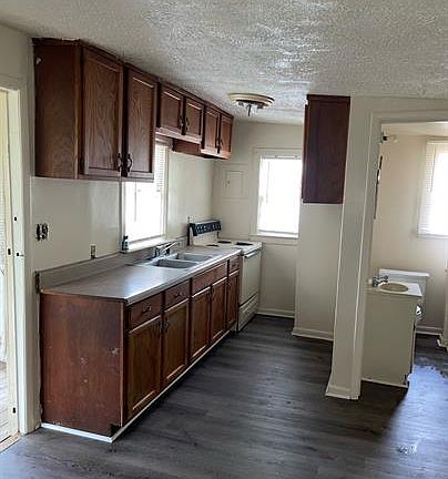 2nd image of 3904 39th Ave N
