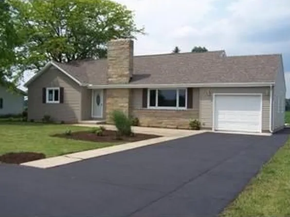 122 East Dr #296, Urbana, OH 43078