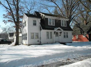 2312 Lacrosse St SW, Wyoming, MI 49519