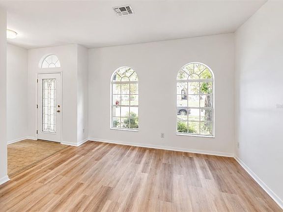 2nd image of 30612 PALMERSTON PLACE