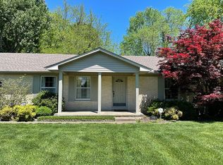 1606 Keenland Dr, Murray, KY 42071