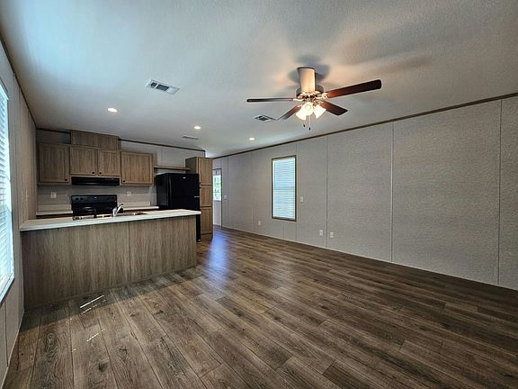 2nd image of 514 Suwanee Dr #2049