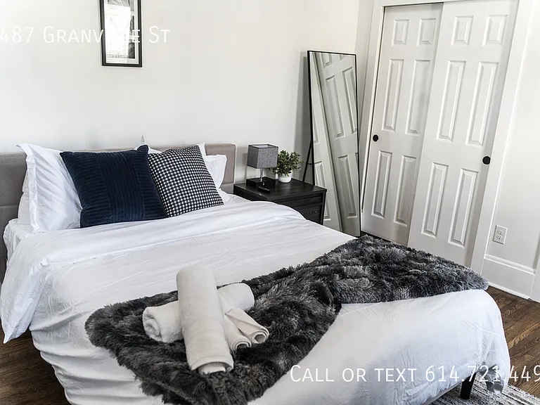 1487 Granville St — Photo 117