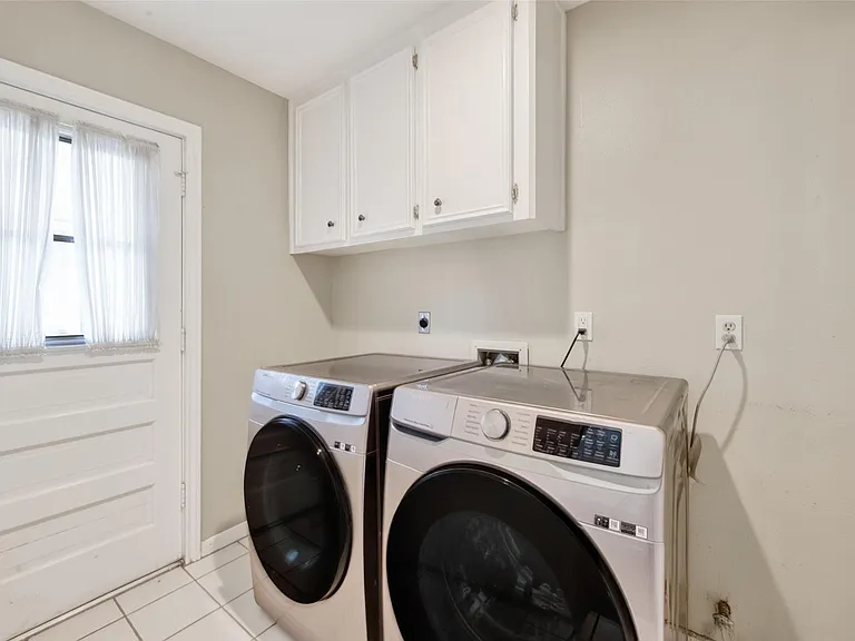 18111 Shireoak Dr — Photo 27