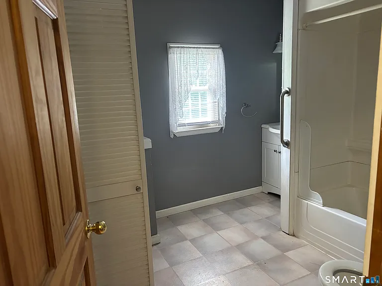 324 Wheelers Farms Rd — Photo 12