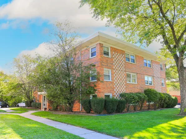 10917 S Lloyd Dr APT 9, Worth, IL 60482