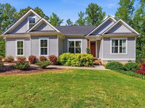 1014 Edwards Rd, Woodruff, SC 29388