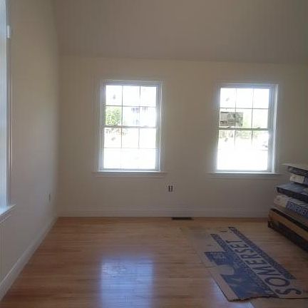 3rd image of 21 Village Way