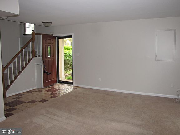 5th image of 6031 Netherton St