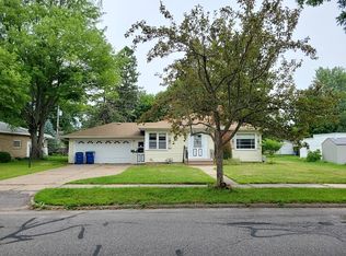 930 Kent St, Wausau, WI 54403