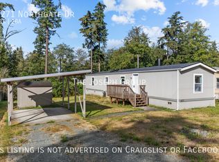 4271 Northgate Dr, Oak Harbor, WA 98277