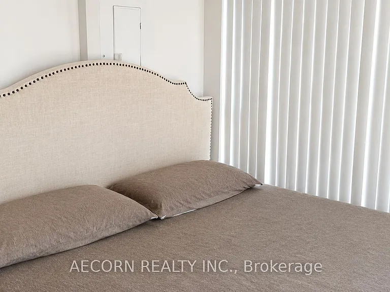 9191 Yonge St N #403 — Photo 9