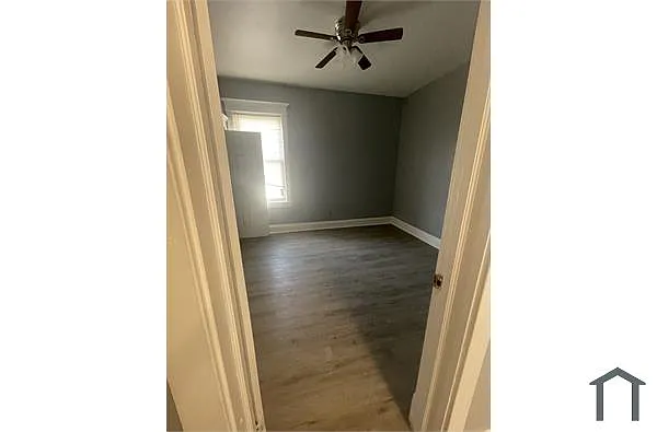 Building Photo - 7630 S Emerald Ave #2