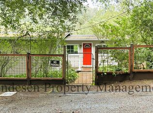 10300 Field Ln, Forestville, CA 95436