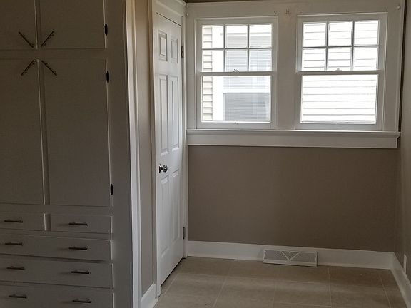 5th image of 165 Fairfield Ave