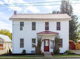 489 Indiana Rd, Creekside, PA 15732