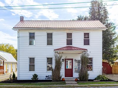 489 Indiana Rd, Creekside, PA, 15732