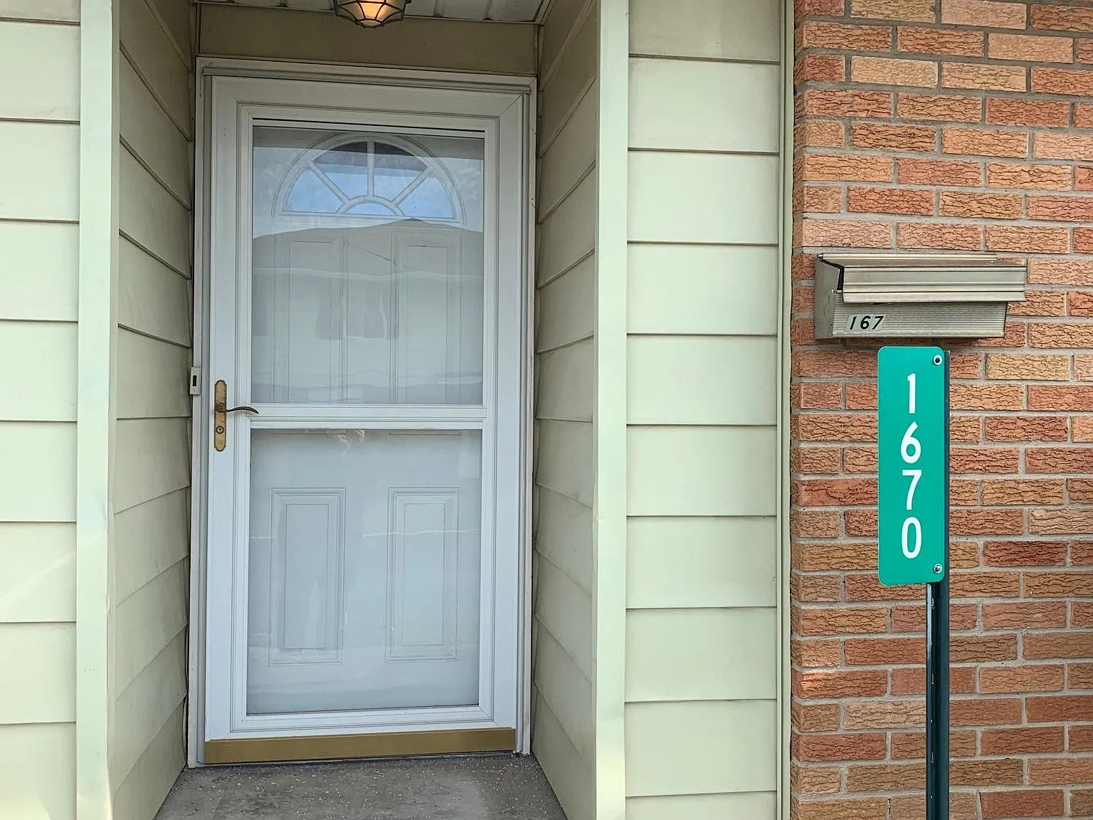 2 bed, 893 sqft, $1,050 — Photo 4