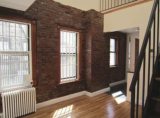 Rented by Centennial Properties NY | media 9