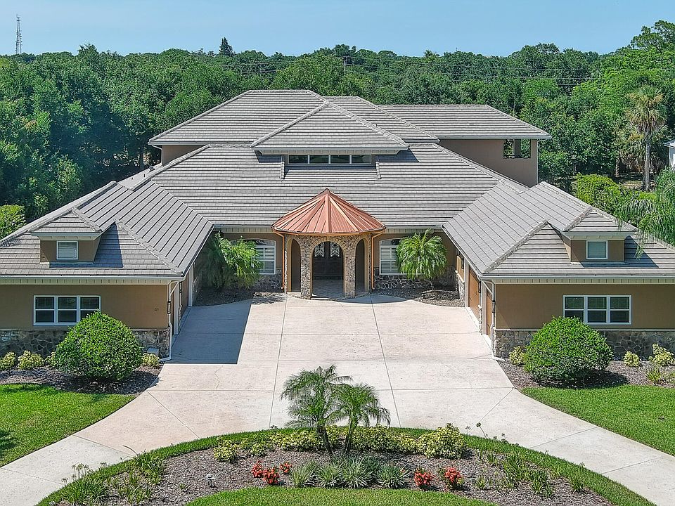 1st image of 819 Pheasant Run Ct W