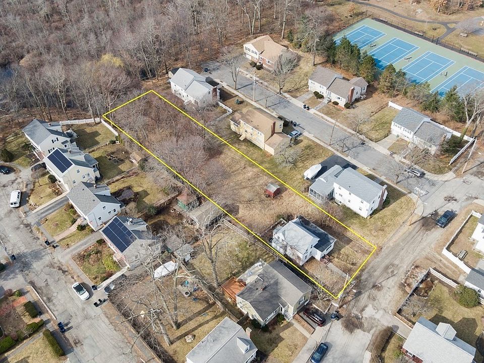 2nd image of 185 Saint Theresa Ave