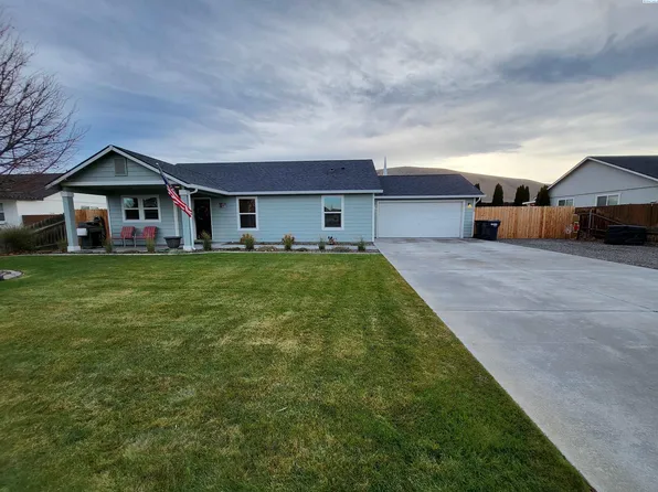 5149 Pinehurst St, West Richland, WA 99353