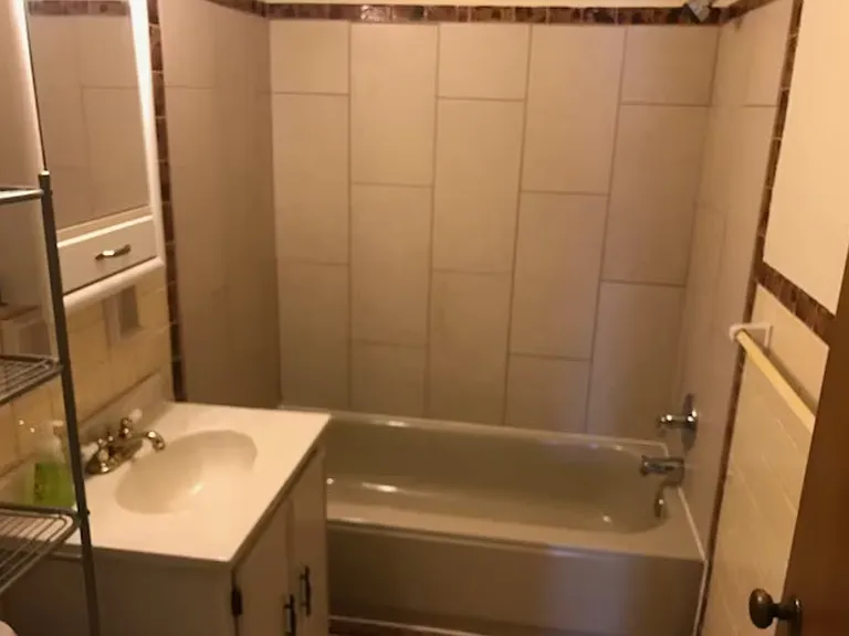 411-413 Raff Rd NW — Photo 8