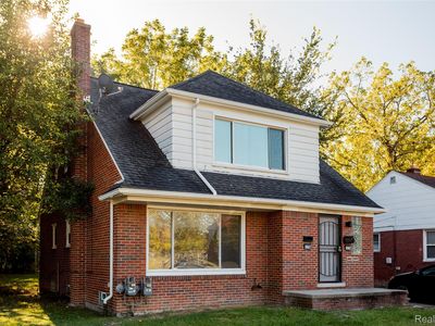 12736 Kelly Rd, Detroit, MI, 48224