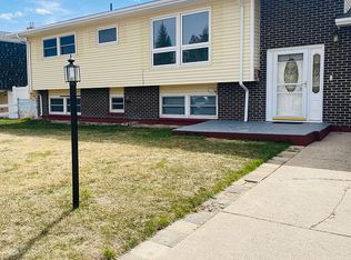 5014 Pineridge Ave, Cheyenne, WY 82009