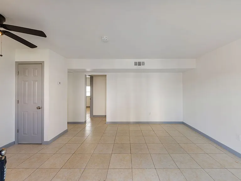 Hurry! Move Inspecial Housing Accepted. — Photo 28