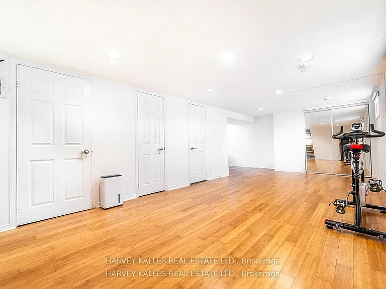 139 Kingsdale Ave — Photo 20