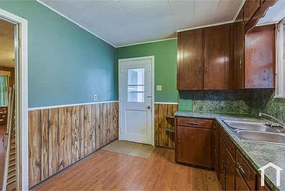 2914 Tarpey Ave — Photo 6