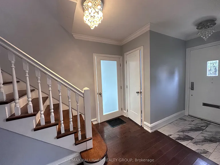 205 Blackburn Ave — Photo 2