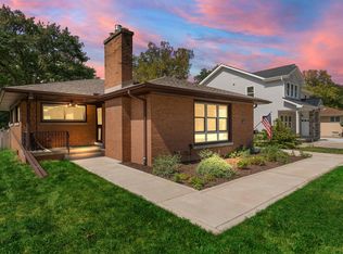 8120 Greenwood Ave, Munster, IN 46321
