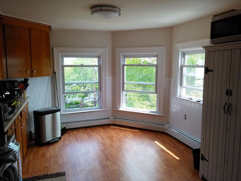 Bright Sunny Kitchen