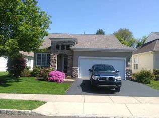 843 Nathaniel Trl, Warminster, PA 18974