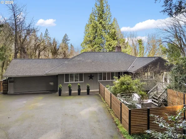 10901 S Riverside Dr, Portland, OR 97219