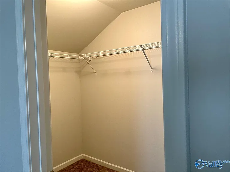 7305 Kendama Ct — Photo 33