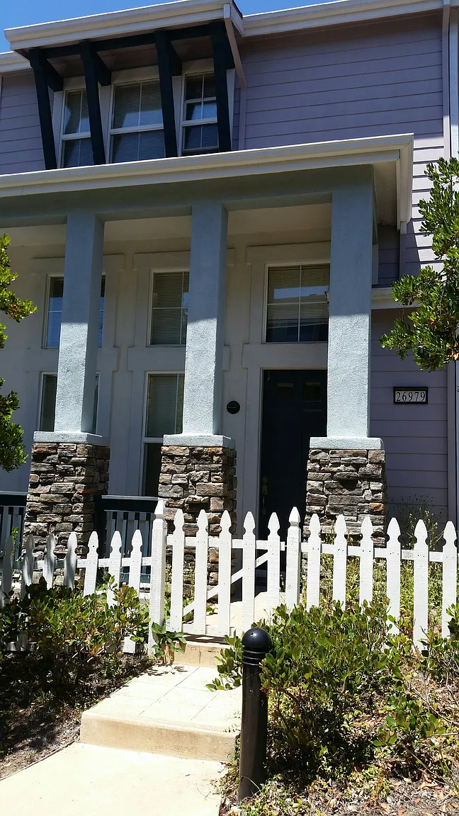 26979 Hayward Blvd photo 1