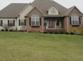 3383 Crimson Rd, Lucas, OH 44903