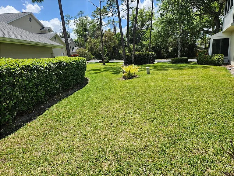 6330 Green Oak Cir #6330 — Photo 22