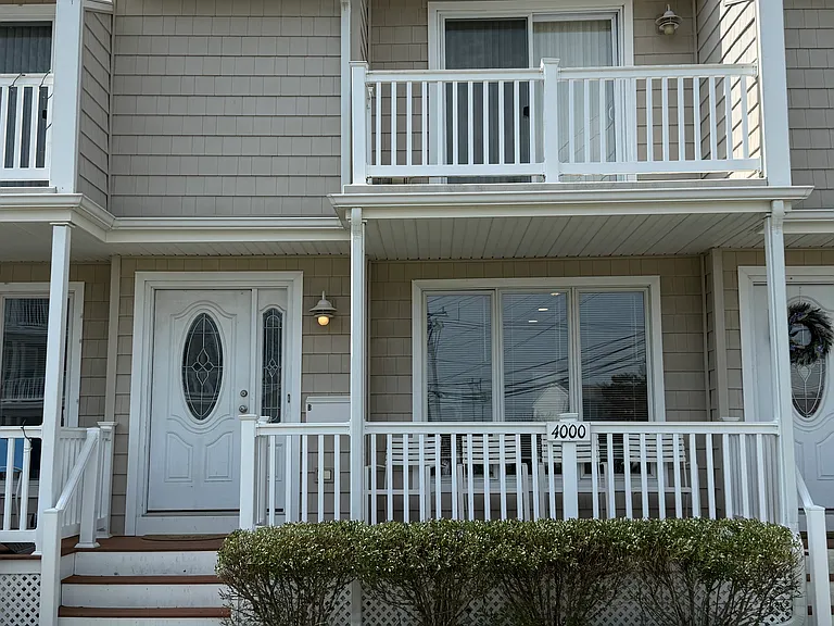 4000 Bayshore Ave #B — Photo 12