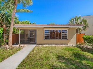 1545 Harrison St, Hollywood, FL 33020