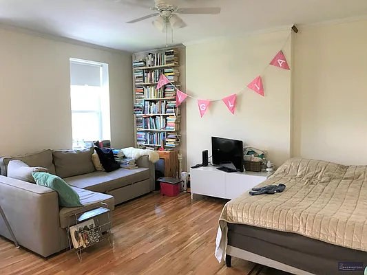 Rented by Brownstone Real Estate | media 26