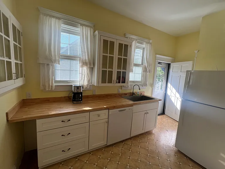 123 Observatory Ave — Photo 8