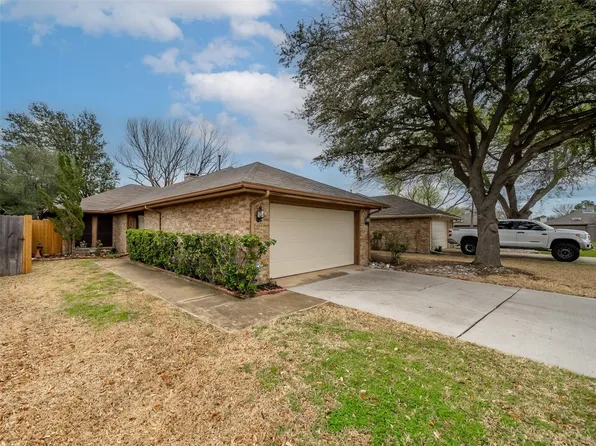 3800 Arizona Pl, Plano, TX 75023